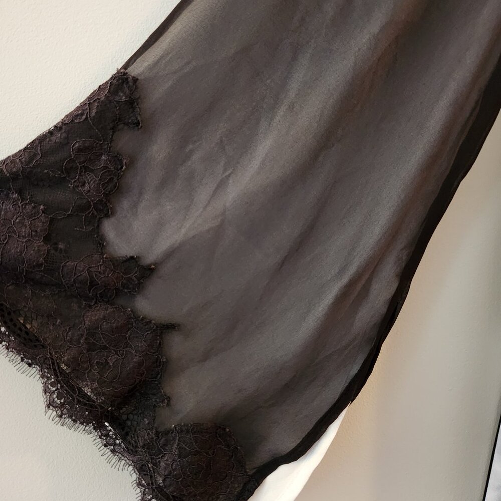 Cabernet Robe - Picture 5 of 16